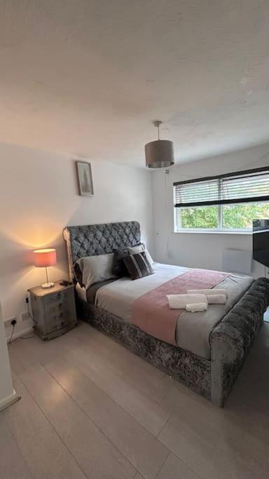 A Cozy Apartment In Barking Barking  Zewnętrze zdjęcie